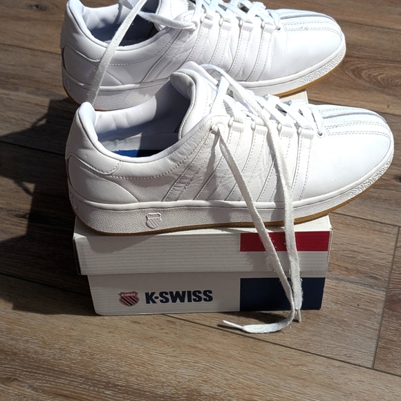 K-Swiss Men's Classic VN Leather Sneaker 👟 - Picture 4 of 9